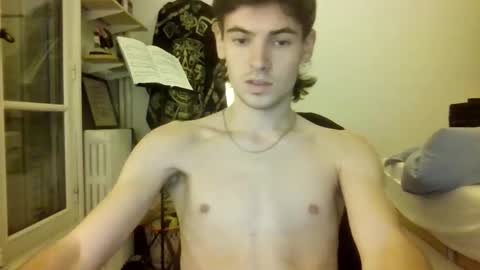 Snapshot of lelele44 chatting on 11.08.25 lelele44 online show from 11.08.25