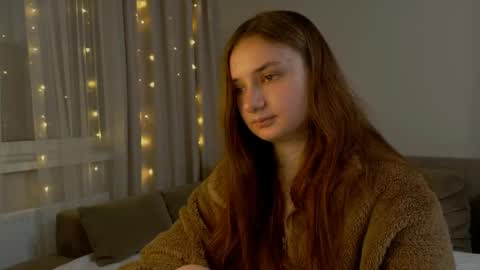 Lelia online show from 04.21.26