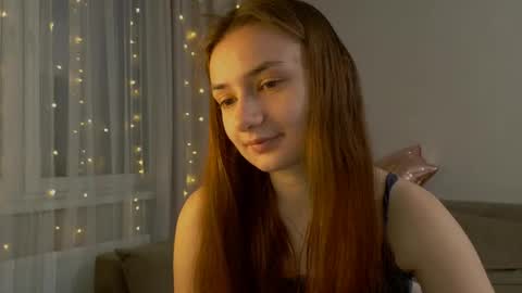 Snapshot of lelia_vibe chatting on 04.29.26 Lelia online show from 04.29.26