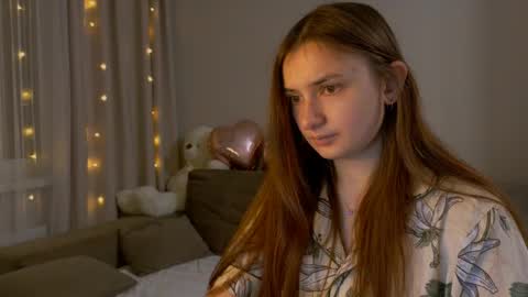 Snapshot of lelia_vibe chatting on 05.03.26 Lelia online show from 05.03.26