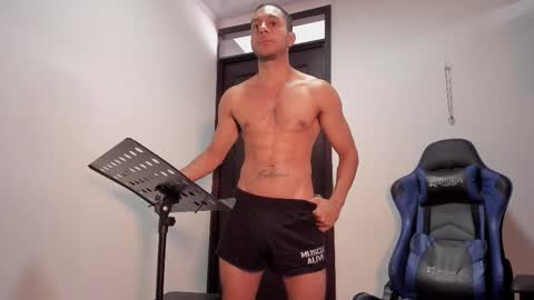 hi im lelo... nice to meet you I appreciate your thumbs up It is very important and you would help me a lot online show from 09.16.25