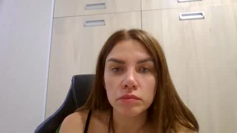 lena6122000 online show from 09.18.25