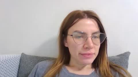 Snapshot of lena6122000 chatting on 10.09.25 lena6122000 online show from 10.09.25