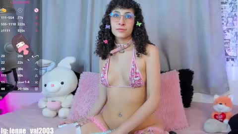 Snapshot of lenneval chatting on 02.22.25 Val online show from 02.22.25