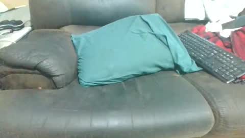 Snapshot of leo0m3d1n4 chatting on 10.19.25 Leonel Rodrigo rod online show from 10.19.25