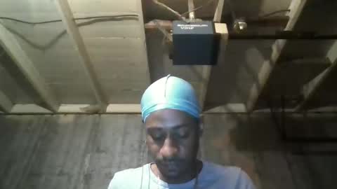 Snapshot of leo199984 chatting on 10.18.25 leo199984 online show from 10.18.25