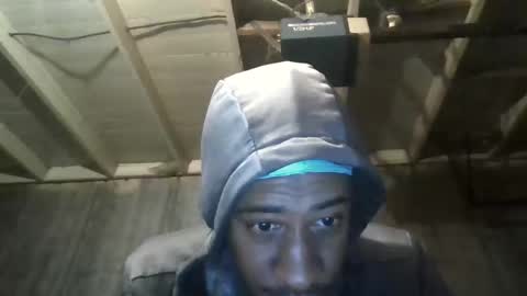 Snapshot of leo199984 chatting on 10.19.25 leo199984 online show from 10.19.25