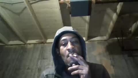 Snapshot of leo199984 chatting on 11.11.25 leo199984 online show from 11.11.25