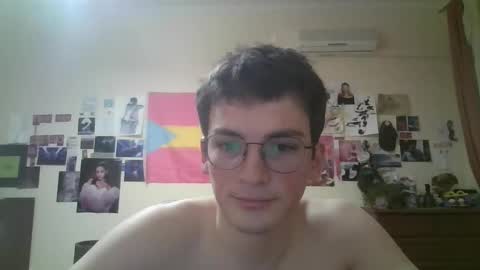 Snapshot of leo_cutie chatting on 03.12.26 leo_cutie online show from 03.12.26