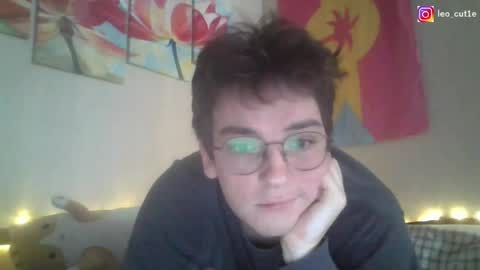 Snapshot of leo_cutie chatting on 04.11.26 leo_cutie online show from 04.11.26
