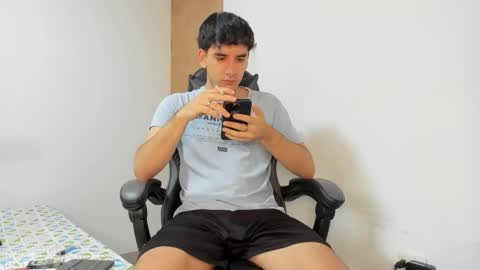 Leo Jones online show from 03.04.25