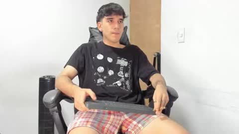 Leo Jones online show from 10.21.25