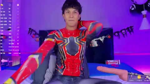 Snapshot of leo_savage_ chatting on 10.27.25 Leo online show from 10.27.25