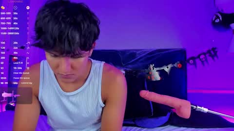 Snapshot of leo_savage_ chatting on 10.29.25 Leo online show from 10.29.25