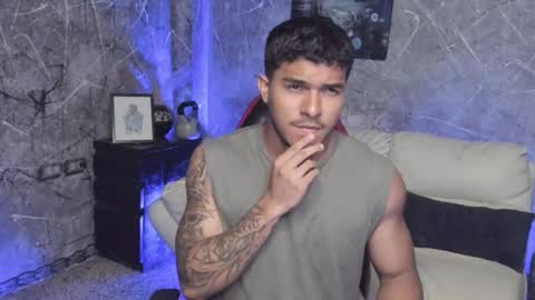 Leo independent model online show from 10.10.25