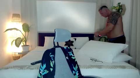 Snapshot of leoboyf4f chatting on 11.03.25 TheBigLeo online show from 11.03.25