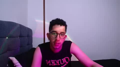 Snapshot of leoh_hades chatting on 11.02.25 Leoh online show from 11.02.25