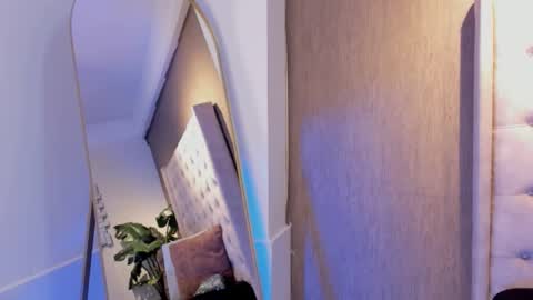 leohard_ online show from 03.15.26