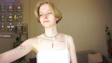 Hello Im Roxy Im just starting my journey here so lets get acquainted online show from 04.17.26