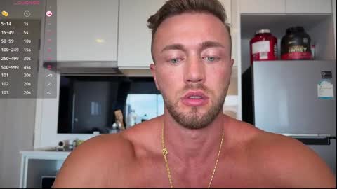 Snapshot of leon_lovefitness chatting on 04.22.26 Leon online show from 04.22.26