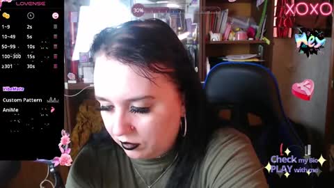 Leona Harrison online show from 02.25.25