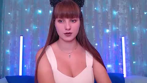 Leonaalove online show from 09.14.25