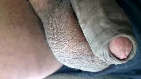 Snapshot of leonaartonline chatting on 11.15.25 Leona Art Online online show from 11.15.25