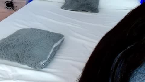 LUCY online show from 10.07.25