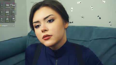 Snapshot of leonardarizk chatting on 10.02.25 Mia online show from 10.02.25