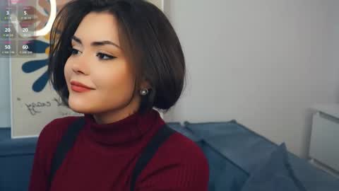 Snapshot of leonardarizk chatting on 10.23.25 Mia online show from 10.23.25