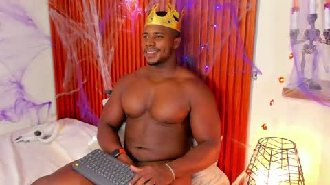 Leandro jones online show from 10.30.25