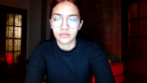 leonela  online show from 10.08.25