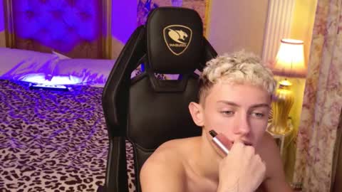 leonlure online show from 10.27.25