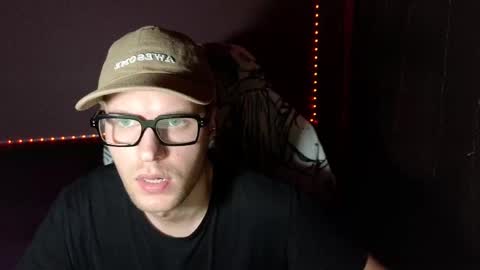 Leon online show from 01.12.25