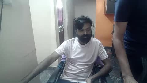 Leo online show from 12.17.24