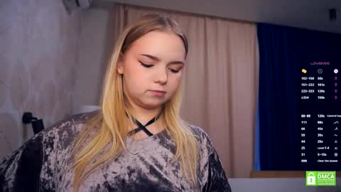 Hello everyone Im Lora Its my first day Were going to have fun together online show from 11.17.25