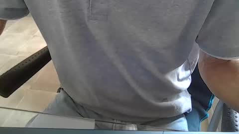 Snapshot of leoufdedingue chatting on 10.09.25 CESTMOI75100 online show from 10.09.25