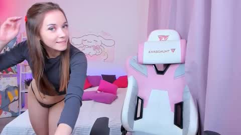 Snapshot of lery_dely chatting on 10.13.25 Valerie online show from 10.13.25