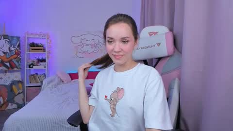 Snapshot of lery_dely chatting on 10.22.25 Valerie online show from 10.22.25