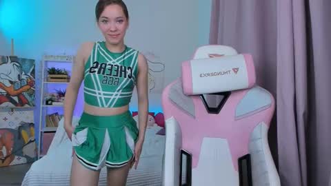 Snapshot of lery_dely chatting on 10.25.25 Valerie online show from 10.25.25