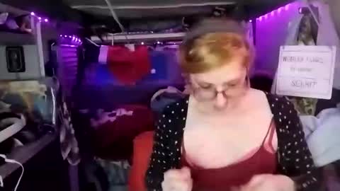 LesleyGumGrass- The Boring Trans girl online show from 02.22.25