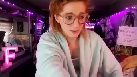 LesleyGumGrass- The Boring Trans girl online show from 02.24.25