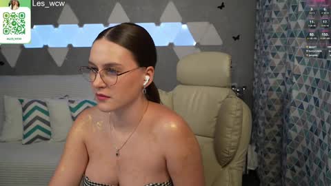 LeslieKorfs online show from 02.20.25