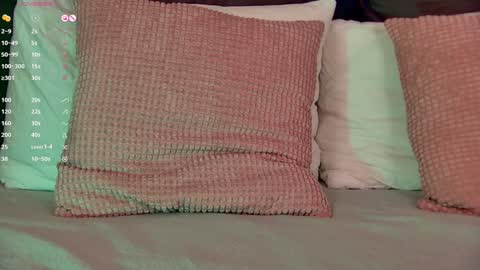 Leslie online show from 12.23.24