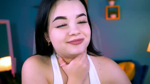 Snapshot of leslierowe chatting on 10.03.25 LeslieRowe online show from 10.03.25