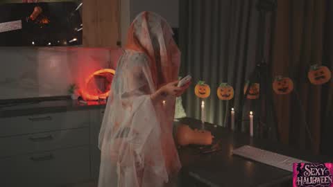 Hi my name is Lessy I am 18 years old. Im new here but I really like making new acquaintances online show from 10.30.25