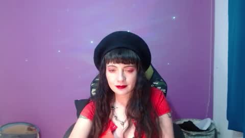 Snapshot of lestatdlion chatting on 12.17.24 lestatdlion online show from 12.17.24