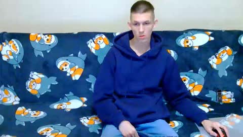 Snapshot of lester_broo chatting on 10.03.25 lester_broo online show from 10.03.25