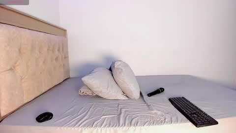 Letizia online show from 03.20.26