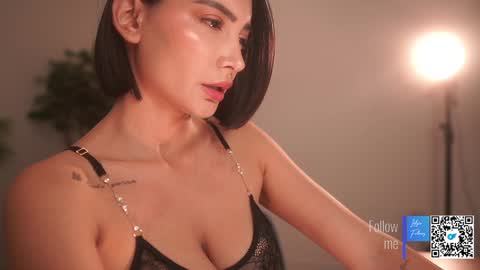 Letizia Fulkers online show from 01.30.25